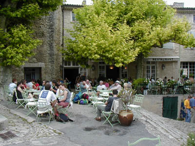 cafe in Gordes